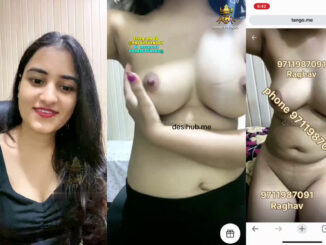 Aarshi Strips Nude, Flaunts Boobs And Naked Body On Tango Live Show