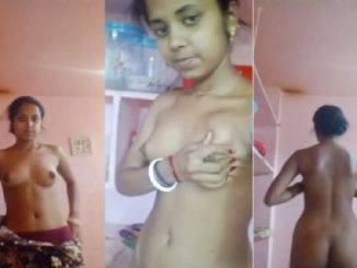 Desi Tamil Lady Strips Before The Camera