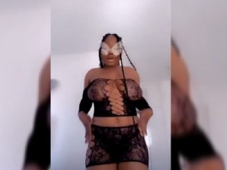 Sophia Boobs Visible In Transparent Cloth