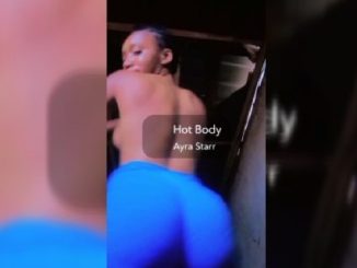 Unizik Lady Precious Doing Hot Body Challenge Half Naked