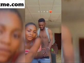 PORN: Lucy and her boyfriend nacking themselves