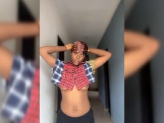 Unizik Girl Jessy Expose Boobs By Mistake